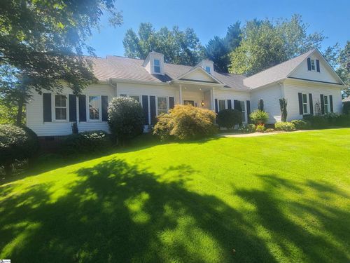 305 Beckworth Dr, Taylors, SC, 29687-6452 | Card Image