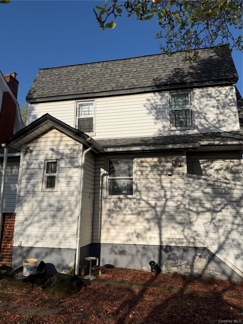 85-50 160th St, Jamaica, NY, 11432-1722 | Card Image