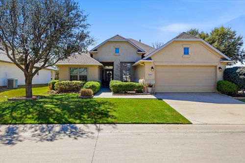 10917 Southerland Dr, Denton, TX, 76207-8685 | Card Image