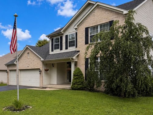 104 Northfield Dr, Minooka, IL, 60447-8273 | Card Image