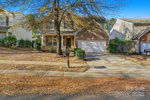 10012 Barrands Ln, Charlotte, NC, 28278-8029 | Card Image