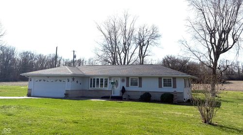 153 N Pleasant Run, Crawfordsville, IN, 47933-2108 | Card Image