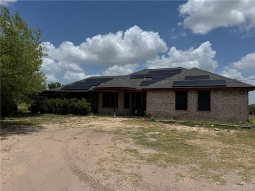 564 N La Paloma St, Rio Grande City, TX, 78582-9557 | Card Image