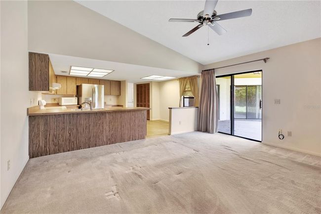 2556 Arborwood Dr, House other with 4 bedrooms, 2 bathrooms and null parking in Valrico FL | Image 13