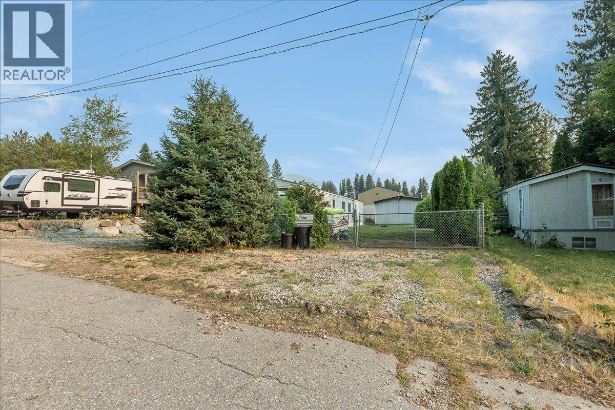 Residential in South Slocan 5
