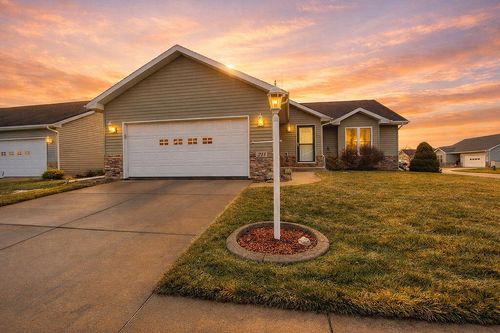 211 Whispering Blvd, La Porte, IN, 46350-3592 | Card Image