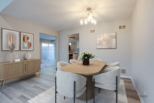 384 Bentley Pl, Buffalo Grove, IL, 60089-2500 | Card Image