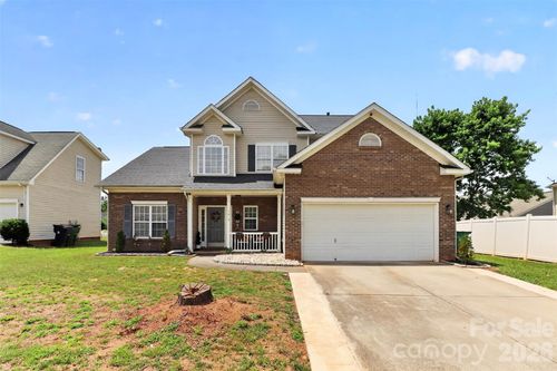 7613 Deluca Dr, Charlotte, NC, 28215-5313 | Card Image