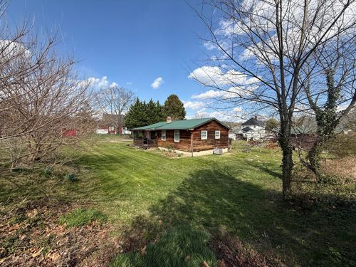 912 Madison Ave, Clifton Forge, VA, 24422-1641 | Card Image