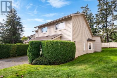 50 - 1287 Verdier Ave, Townhouse with 3 bedrooms, 3 bathrooms and null parking in Brentwood Bay BC | Image 2