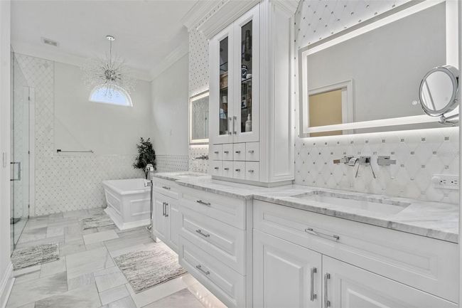2819 Safe Harbor Dr, House other with 4 bedrooms, 5 bathrooms and null parking in Tampa FL | Image 38