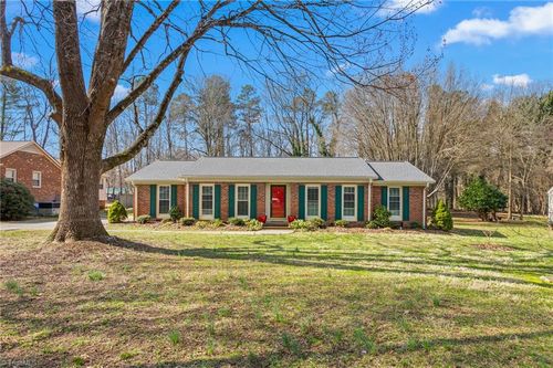 105 Oakview Dr, Elon, NC, 27244-9360 | Card Image