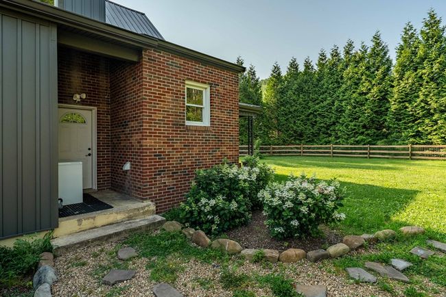 461 S Shady Ave, House other with 3 bedrooms, 3 bathrooms and null parking in Damascus VA | Image 49