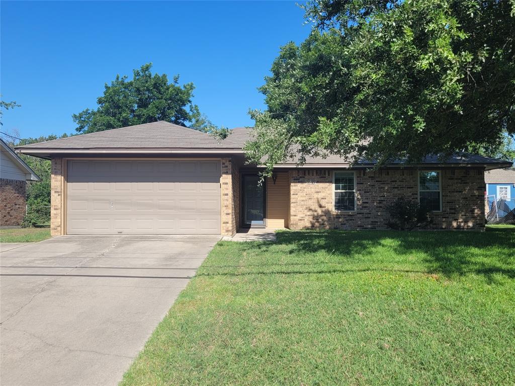 Stuart Rd, Denton, TX 76209