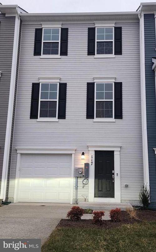 117 Canning Rd, INWOOD, WV, 25428-8300 | Card Image