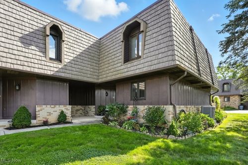 unit-21-3860 Sawbridge Dr, Richfield, OH, 44286-9259 | Card Image