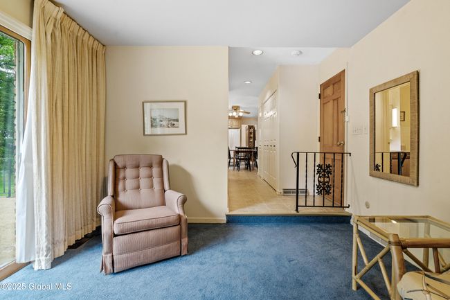 19 Tamarack Ln, House other with 4 bedrooms, 3 bathrooms and 6 parking in Schenectady NY | Image 27