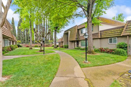 2368 Via Camino Ave, Carmichael, CA, 95608-4668 | Card Image