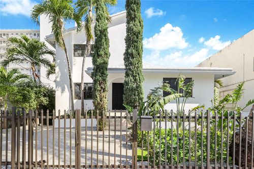 7811 Carlyle Ave, Miami Beach, FL, 33141-2026 | Card Image