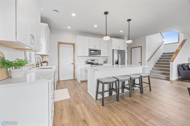 Kitchen | Image 12