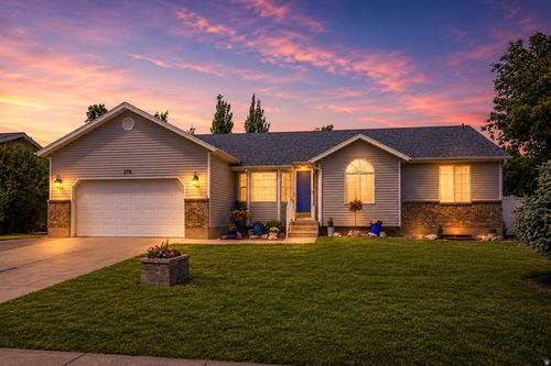 976 W 1400 S, Woods Cross, UT, 84087-2091 | Card Image