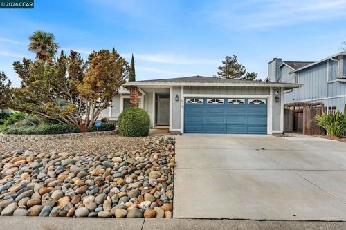 618 618 Kinglet, Suisun City, CA, 94585 | Card Image