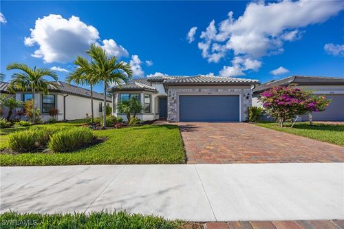 6825 Greenbriar Ct, NAPLES, FL, 34114-2892 | Card Image
