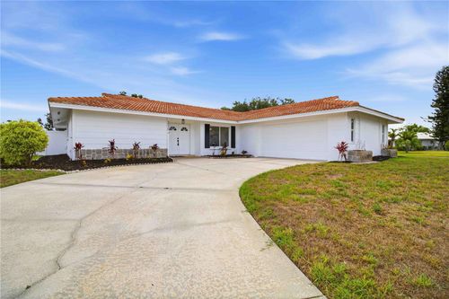 3535 Village Green Dr, SARASOTA, FL, 34239-6725 | Card Image