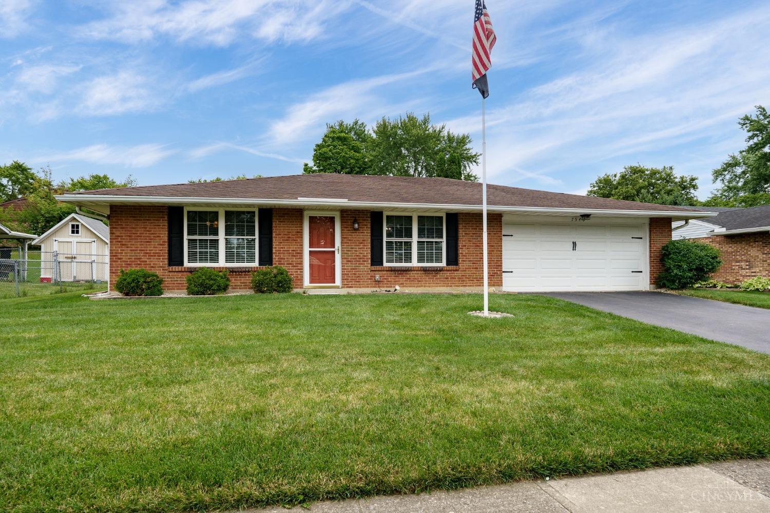 Rustic Woods Dr, Dayton, OH 45424