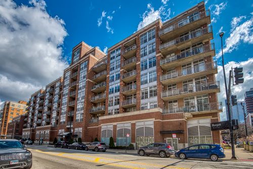 418-111 S Morgan St, Chicago, IL, 60607-2728 | Card Image