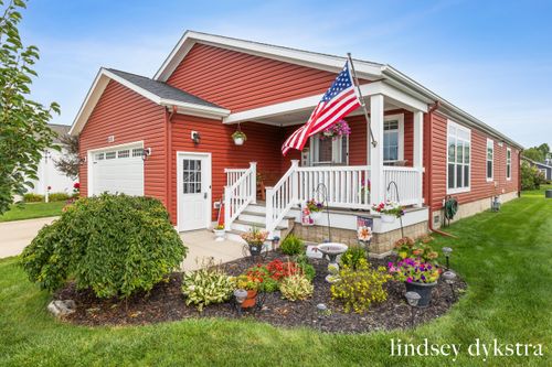 5231 Woodberry Ln, Holland, MI, 49423-9283 | Card Image