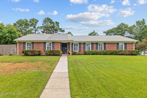 120 Silver Leaf Dr, Jacksonville, NC, 28546-7353 | Card Image