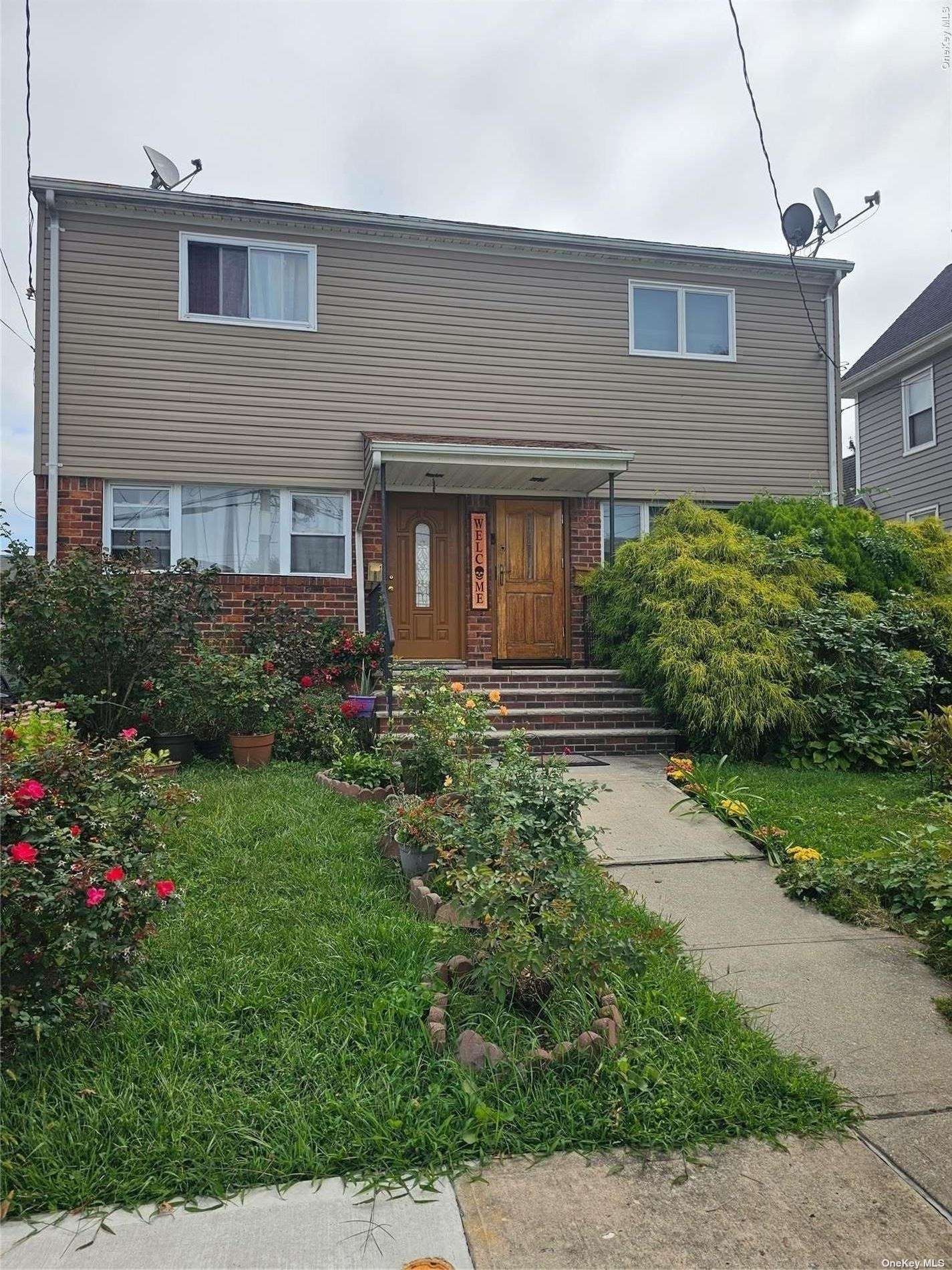 Area Pl, Staten Island, NY 10314