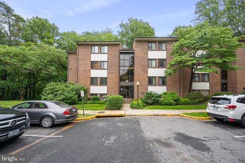 11-1423 Northgate Sq, RESTON, VA, 20190-5728 | Card Image