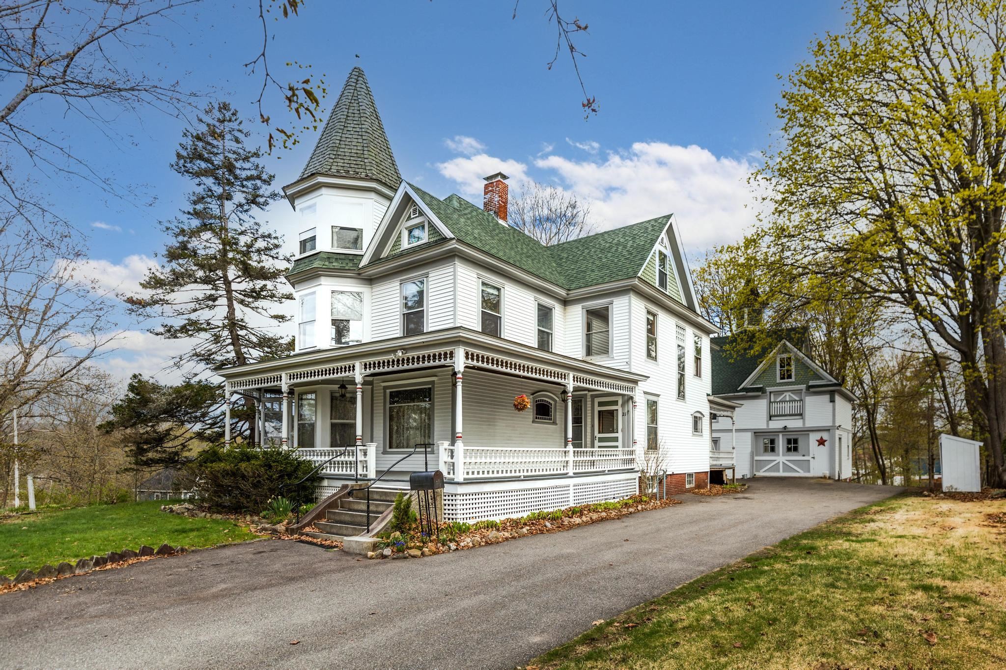 Winnipesaukee St, Franklin, NH 03235