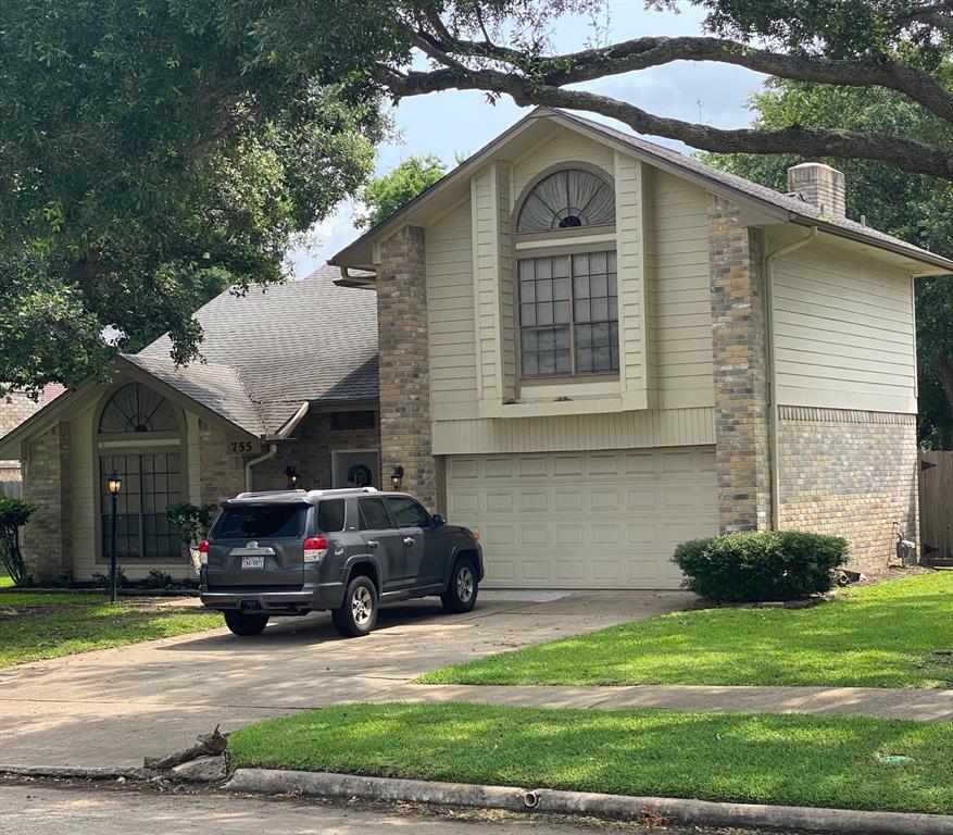 Rolling Mill Dr, Sugar Land, TX 77498