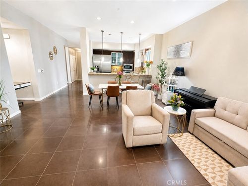 204-21 Gramercy, Irvine, CA, 92612-0008 | Card Image