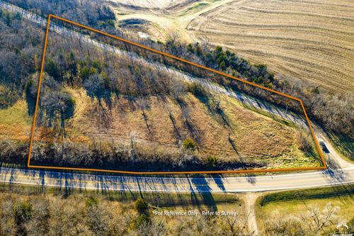 800 Se Stanley Rd, Tecumseh, KS, 66542 | Card Image