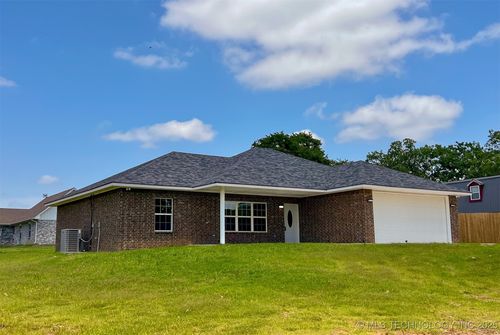 18990 County Road 1570, Ada, OK, 74820-1341 | Card Image