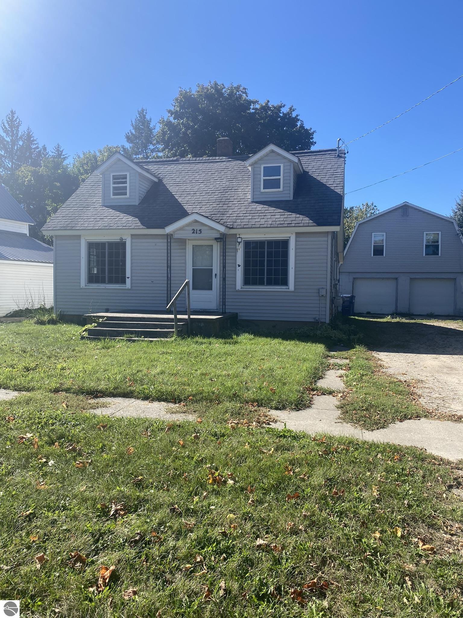 Huron St, Lake City, MI 49651