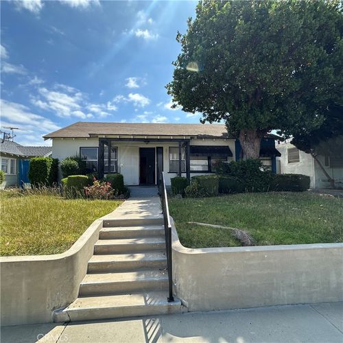 3710 Lemon Ave, Long Beach, CA, 90807-4116 | Card Image