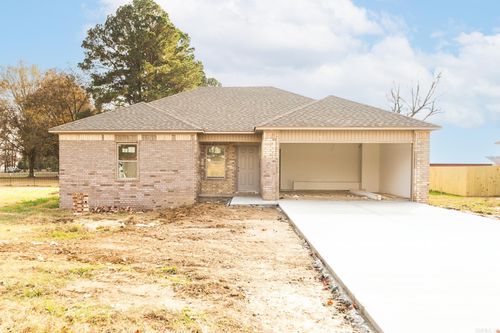 105 Lloyd Henderson Rd, Beebe, AR, 72012-9647 | Card Image