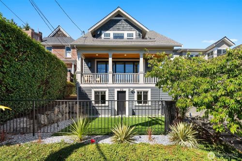 312 Prospect St, Seattle, WA, 98109-3748 | Card Image