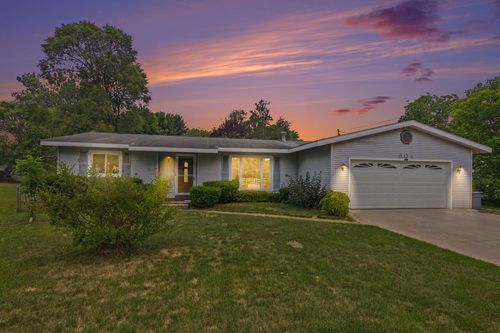 604 Fenton Street, UNKNOWN, MI, 49649 | Card Image