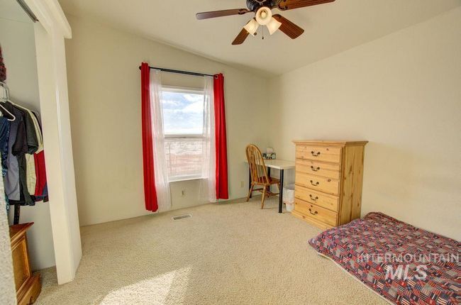 1126 E 720 N, House other with 3 bedrooms, 2 bathrooms and 2 parking in Richfield ID | Image 12