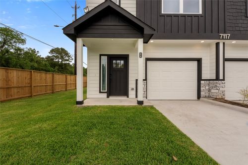 b-7117 Springdale Street, Houston, TX, 77028 | Card Image