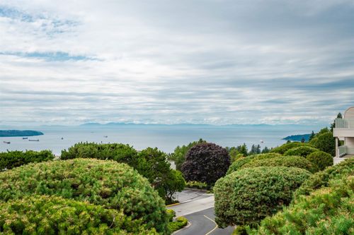 1-2278 Folkestone Way, West Vancouver, BC, V7S2X7 | Card Image