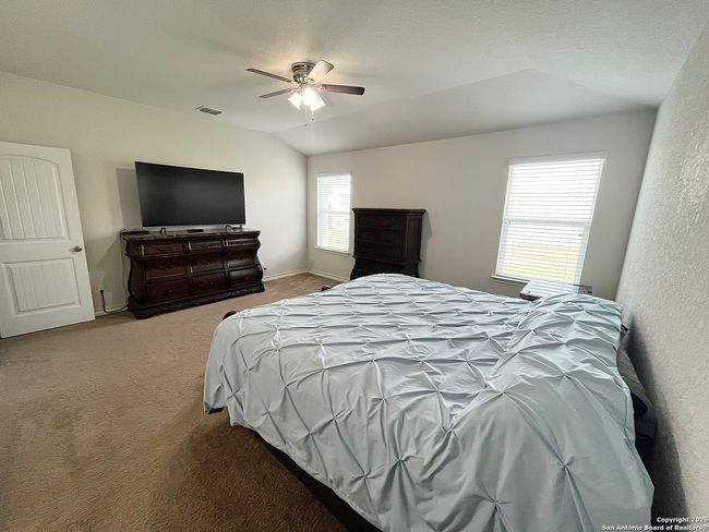 2807 Tengyc Bow, House other with 5 bedrooms, 3 bathrooms and null parking in San Antonio TX | Image 11