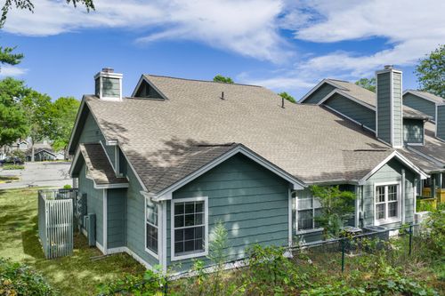 108-108 Spyglass Cir, Groton, CT, 06340-6212 | Card Image