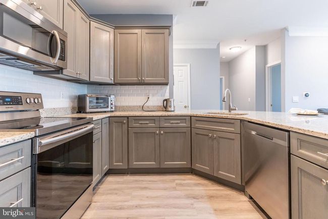 UNIT-9121 - 1530 Spring Gate Dr, Condo with 3 bedrooms, 2 bathrooms and null parking in MCLEAN VA | Image 13